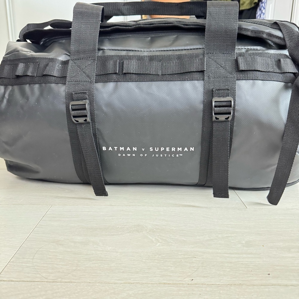 Batman vs Superman Dawn of Justice 2015 Warner Bros DC XL Adult Size Duffle Bag